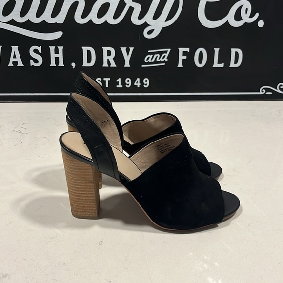 Women’s Matiko sued heel 9.5 - Picture 7 of 7